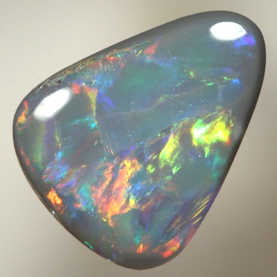 SOLID SEMI BLACK OPAL Bright multicolour with numerous rolling flashes